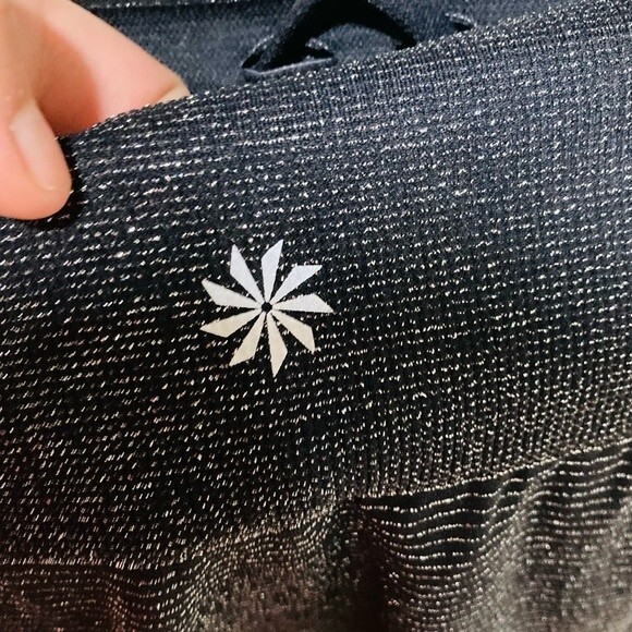 Athleta Shimmer Stripe Black Seamless Leggings in Women's Size Large - Picture 4 of 8